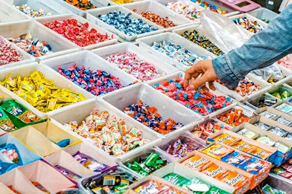 お菓子売り場